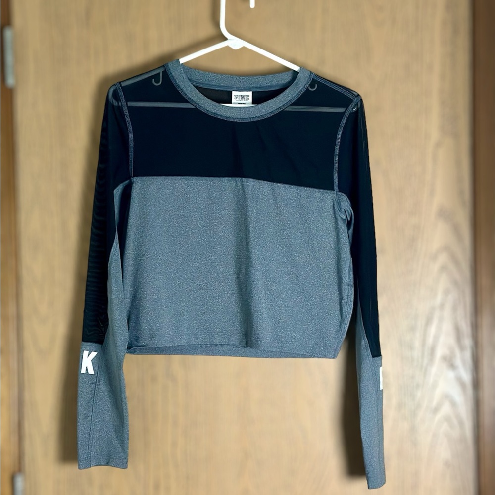 Victoria Secret gray cropped shirt. Size-Medium.